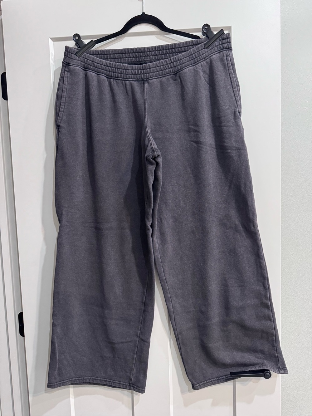 Women’s Gray Casual Sweatpants - Comfortable Everyday Pants